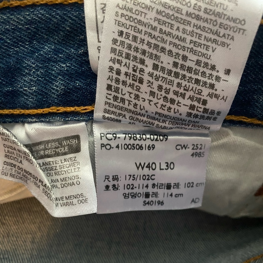 Levi's 501 '93 Men's Jeans Blue 40x30 Stone Button Fly Distressed Light Wash - Picture 5 of 10